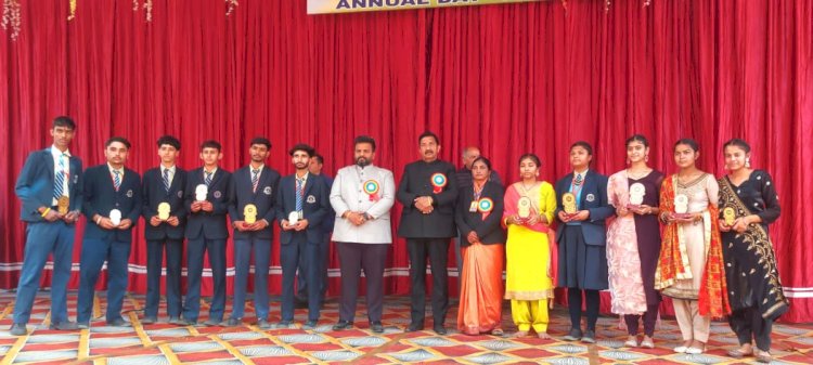 सरकारी स्कूलों में लागू किया जा रहा सीबीएसई पाठ्यक्रम, बच्चों को राष्ट्रीय स्तर की प्रतिस्पर्धा के लिए तैयार करना है लक्ष्य : उपमुख्यमंत्री