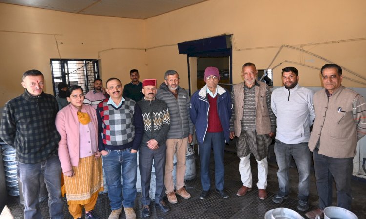 नाहन : दुग्ध समर्थन मूल्य से पशुपालकों की आर्थिक स्थिति हुई सुदृढ़