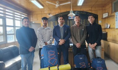 युवा आपदा मित्र प्रशिक्षण के अंतर्गत स्वयंसेवकों को सर्च एंड रेस्क्यू किट वितरित