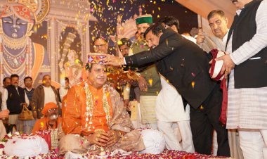 उपमुख्यमंत्री ने डेरा बाबा श्री रुद्रानंद आश्रम में नवाया शीश