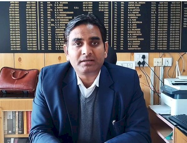 जिला में घरेलू एलपीजी गैस सिलेंडरों की कोई कमी नहीं : हेमराज बैरवा