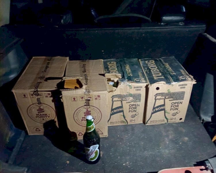 आबकारी विभाग द्वारा अवैध शराब जब्त