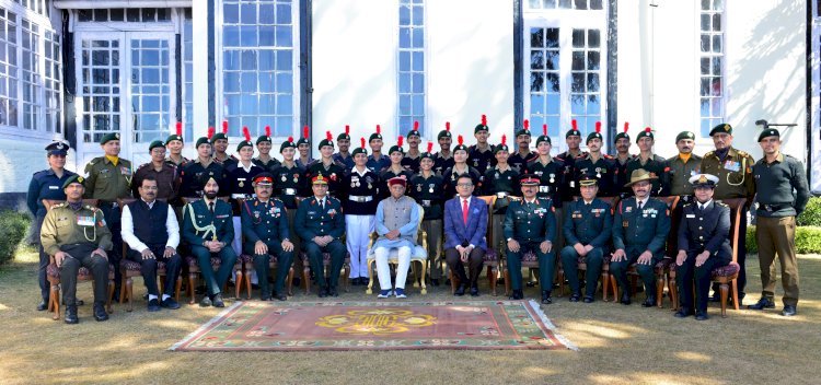 राज्यपाल से एनसीसी गणतंत्र दिवस परेड के प्रतिभागियों ने भेंट की
