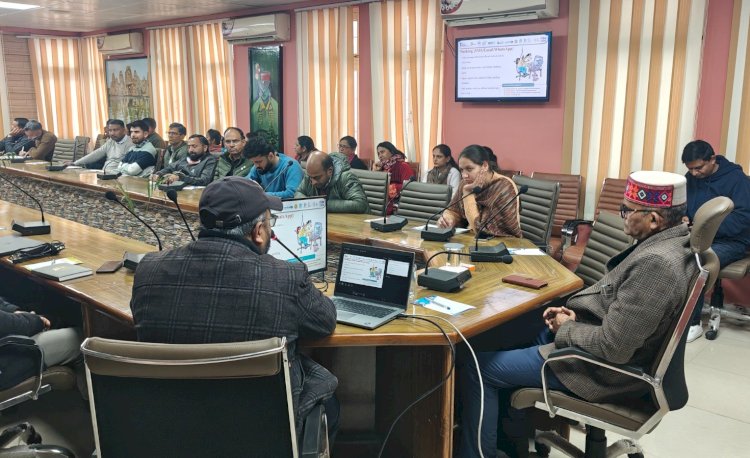 सुरक्षित इंटरनेट दिवस पर अधिकारियों-कर्मचारियों को किया जागरुक