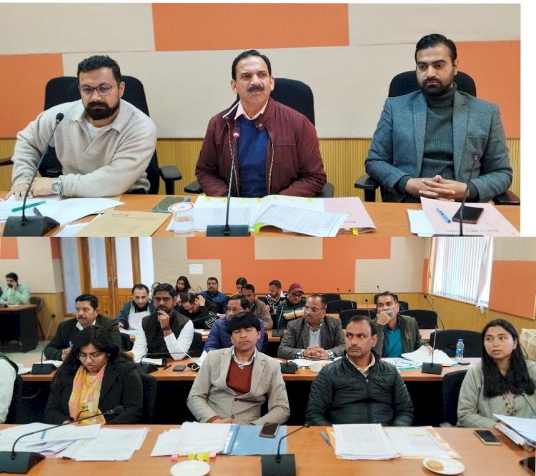 आमजन तक सुनिश्चित किया जाए ग्रामीण रोजगार, आवास और आजीविका योजनाओं  का लाभ: अतिरिक्त उपायुक्त विनय कुमार