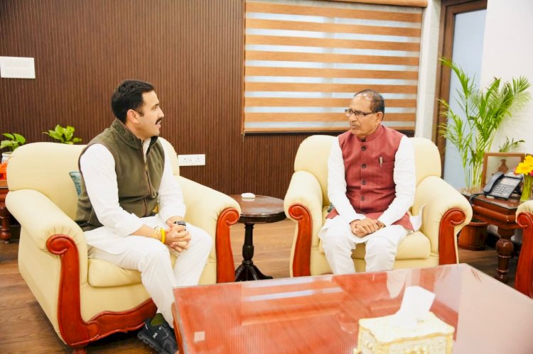 लोक निर्माण मंत्री ने शिवराज सिंह चौहान से की भेंट, डोडरा क्वार क्षेत्र में सड़क परियोजना कार्यों के लिए किया विशेष छूट का आग्रह
