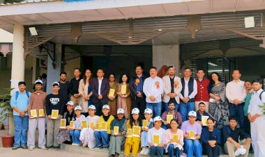 नाहन: पीजी कॉलेज में रोड़ सेफ्टी क्लब ने प्रतियोगिताओं में अव्वल आए छात्रों को नवाजा, सड़क सुरक्षा को लेकर किया जागरूक..