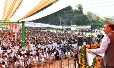 मुख्यमंत्री ने बल्ह विधानसभा क्षेत्र के दियाड़गी में 60 करोड़ रुपये की 14 परियोजनाएं की लोगों को समर्पित