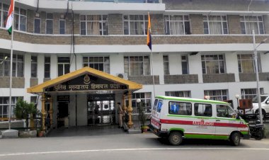 पुलिस मुख्यालय में हिमाचल प्रदेश पुलिस और नगर निगम शिमला के बीच संवाद — शहर की सुरक्षा, ट्रैफिक और नशा रोकथाम पर साझा रणनीति