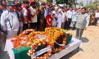 शहीद नायब सूबेदार कुलवंत सिंह को पूरे सैन्य सम्मान के साथ दी गई अंतिम विदाई