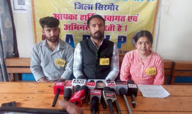 नाहन : जिला सिरमौर से भाजपा व कांग्रेस के दिग्गज नेता पर शिलाई में हुए अवैध वन कटान मामले में चुप्पी दुर्भाग्यपूर्ण: मनीष बिरसान्टा