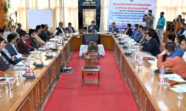 एसआईआर के तकनीकी पहलुओं को बारीकी से समझें सभी अधिकारी, न हो कोई गलती - उपायुक्त