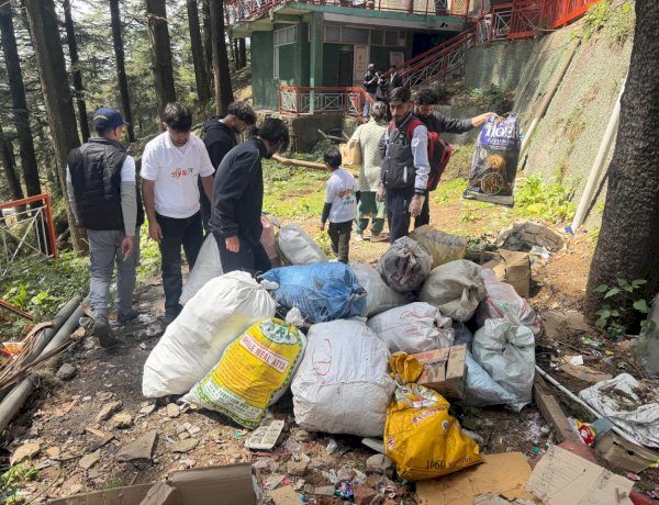 मेरा भारत – मेरी ज़िम्मेदारी” पहल के तहत शहीदों के सम्मान में स्वच्छता अभियान, 120 किलोग्राम प्लास्टिक कचरा एकत्रित