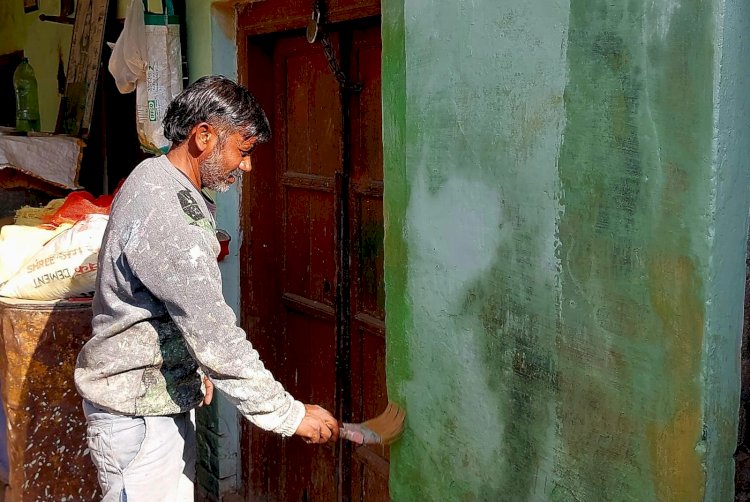 मेहनतकश हाथों को मिला कामगार कल्याण बोर्ड का सहारा, बच्चों के सपनों में भरे रंग