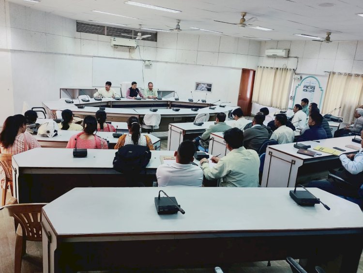 स्वामित्व योजना के तहत कार्यों की प्रगति को लेकर समीक्षा बैठक आयोजित