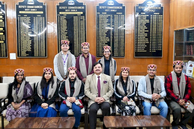 2025 बैच के प्रोबेशनर आईएएस अधिकारीयों ने की उपायुक्त से मुलाक़ात