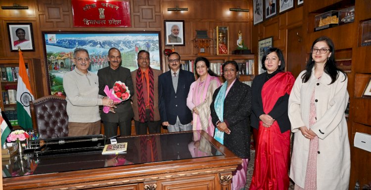 राज्यपाल से हिमाचल प्रदेश लोक सेवा आयोग के अध्यक्ष और सदस्यों ने की भेंट
