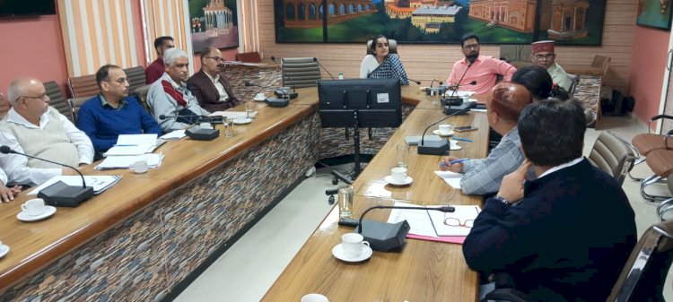 खाली एवं अनुपयोगी सरकारी भवनों की जानकारी तुरंत भेजें