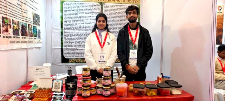 पत्ता पान का, बन रहा केंद्र पहचान का,  भाई-बहन की जोड़ी पान के पत्तों से बना रही अनेकों उत्पाद,  पीएचडी की पढ़ाई छोड़ मंयकिता चला रही अपनी कंपनी