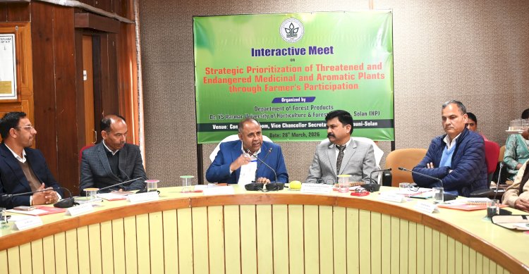 विलुप्त हो रहे औषधीय पौधों को बचाने के लिए नौणी विश्वविद्यालय में मंथन -वन बल प्रमुख डा. संजय सूद ने दिए बेहतरीन टिप्स