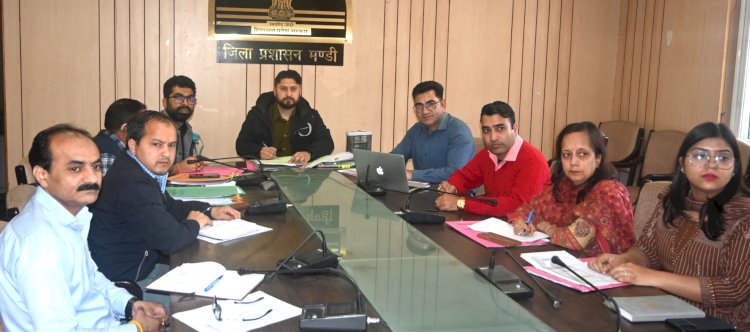 लंबित कार्यों में तेजी लाएं, ई-केवाईसी एक सप्ताह में पूरी करें - अपूर्व देवगन