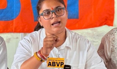 शूलिनी विश्वविद्यालय प्रशासन पर अभाविप का सीधा आरोप, लापरवाही ने ली छात्र की जान:–नैंसी अटल