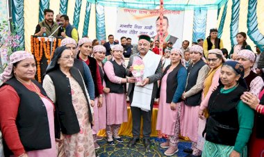 शिक्षा मंत्री ने रावीं में दो संपर्क सड़कों का किया लोकार्पण