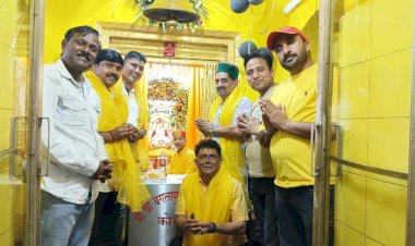 बगलामुखी जयंती पर कोटला मंदिर में नतमस्तक हुए केवल सिंह पठानिया, प्रदेश की सुख-समृद्धि के लिए की प्रार्थना