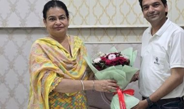 नाहन : रोटरी क्लब नाहन ने किया जिला आयुर्वेदिक अधिकारी का स्वागत