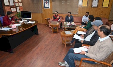मानसून पूर्व तैयारियों पर उपायुक्त ने दिए आवश्यक दिशा-निर्देश