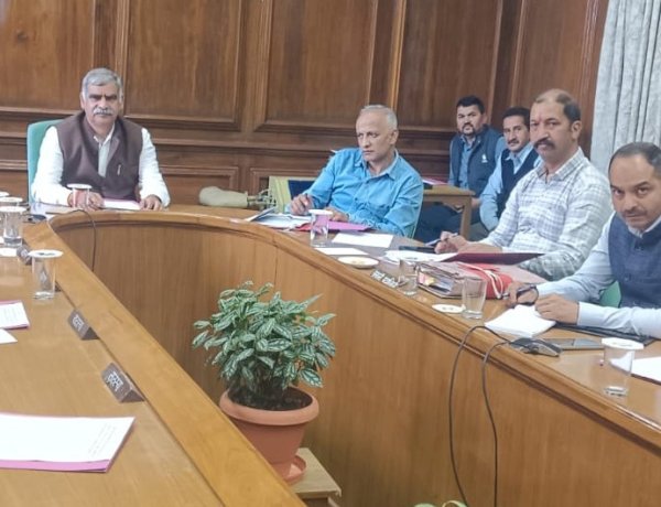 हिमाचल प्रदेश विधान सभा सचिवालय में आयोजित हुई स्थानीय निधि लेखा समिति की बैठक