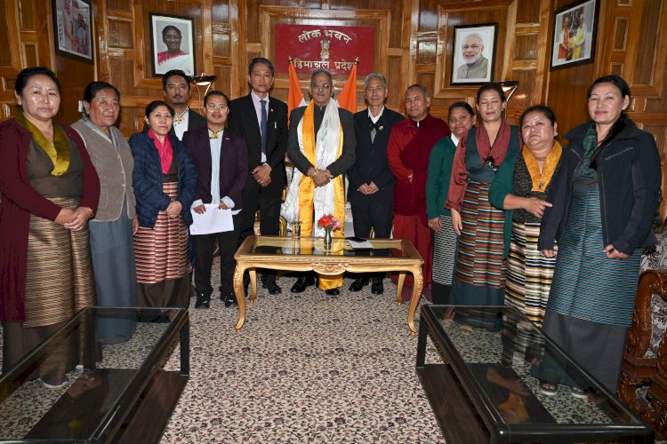 तिब्बतन प्रतिनिधिमंडल ने लोक भवन में राज्यपाल से भेंट की राज्यपाल ने हिमाचल प्रदेश में तिब्बती समुदाय के योगदान की सराहना की