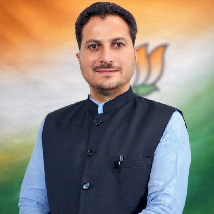 ₹1500 की घोषणा महिला सशक्तिकरण नहीं, महिला शक्ति के साथ बड़ा धोखा: राकेश जमवाल