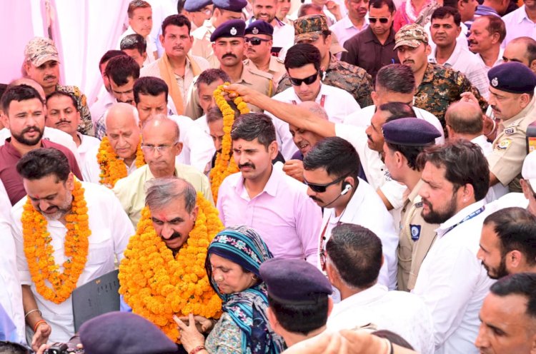 30 जून तक सीबीएसई स्कूलों में सभी अध्यापक होंगे उपलब्धः मुख्यमंत्री