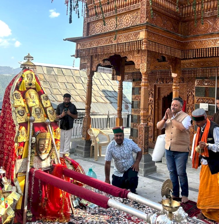 शिक्षा मंत्री ने जागा माता कोट काईना के नवनिर्मित मंदिर की प्राण प्रतिष्ठा कार्यक्रम में की शिरकत