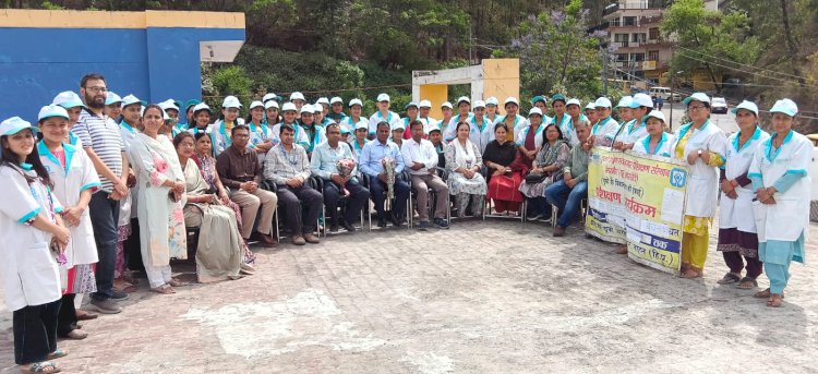 नाहन: राजपुर धगाली में अगरबत्ती प्रशिक्षण कार्यक्रम आयोजित...