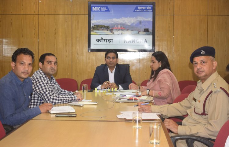 हीटवेव, वनाग्नि एवं संभावित जल संकट से निपटने के लिए समन्वित तैयारी सुनिश्चित करें : उपायुक्त हेमराज बैरवा