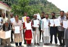नाहन : वन अधिकार अधिनियम से बदली 28 परिवारों की जिंदगी.... प्रदेश सरकार ने भूमिहीन परिवारों को दिया सुरक्षा, सम्मान और आत्मनिर्भरता का आधार