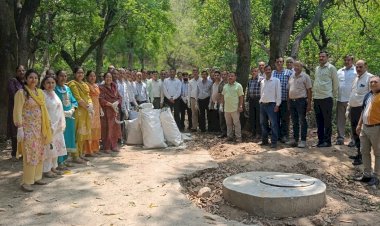 बीडीओ कार्यालय बिलासपुर में मासिक बैठक एवं स्वच्छता अभियान आयोजित