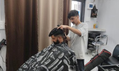 सफलता की कहानी... बिलासपुर के ओयल निवासी शुभम के लिए सहारा बनी मुख्यमंत्री सुख आश्रय योजना योजना के माध्यम से शुरू किया हेयर सैलून का काम, लिख रहे हैं स्वावलंबन की कहानी