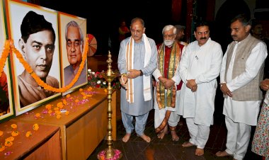 ‘रश्मिरथी’ सामाजिक सौहार्द और राष्ट्रवाद का शाश्वत संदेशः राज्यपाल