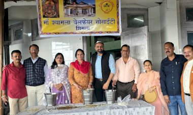 माँ श्यामला वेलफेयर सोसाइटी द्वारा कालीबाड़ी मंदिर में आयोजित हुआ विशाल भंडारा