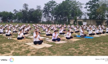 बनगढ़ रिजर्व पुलिस बटालियन में विशेष योग सत्र आयोजित आयुष विभाग ने अंतर्राष्ट्रीय योग दिवस 2026 के उपलक्ष्य में करवाया योगाभ्यास, अधिकारियों व जवानों ने लिया भाग