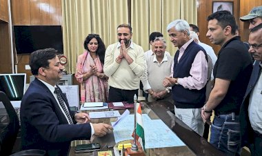 प्रतिबंधित सड़कों पर रहने वाले स्थायी निवासियों की समस्याओं को लेकर नागरिकों ने उपायुक्त शिमला से की मुलाकात