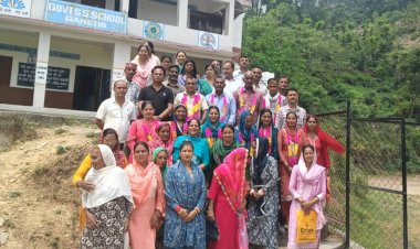 बागवानी मंत्री ने चण्डीगढ़ से चेरी एवं प्लम की पहली निर्यात खेप को ओमान के लिए हरी झंडी दिखाकर किया रवाना