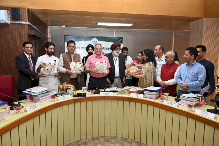 पाल ने डॉ. वाई.एस. परमार औद्यानिकी एवं वानिकी विश्वविद्यालय की 17वीं सीनेट बैठक की अध्यक्षता की