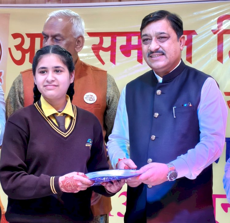 आर्य समाज की शिक्षा परंपरा भारतीय संस्कृति और नैतिक मूल्यों को पीढ़ियों तक पहुंचा रही है – सुरेश कश्यप