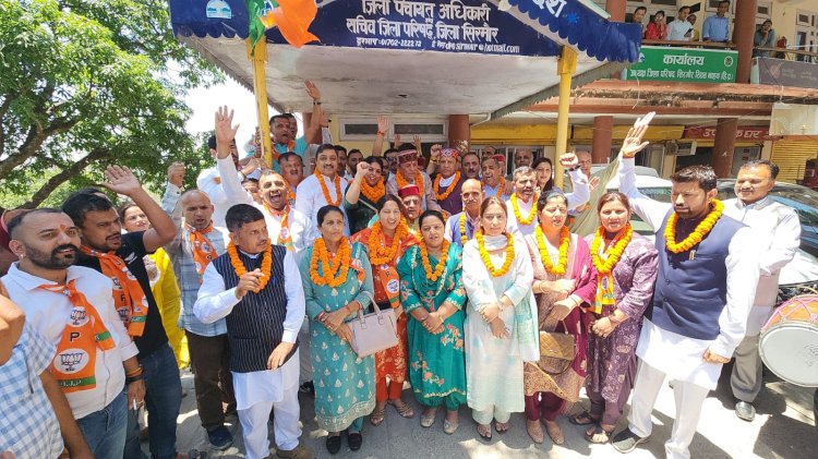 नाहन : सिरमौर जिला परिषद में भाजपा समर्थित अध्यक्ष और उपाध्यक्ष की जीत जनता के विश्वास की जीत : बिंदल
