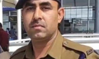 नाहन:  कैंसर से जुझ रहे 38 वर्षीय  सीआरपीएफ जवान का निधन, सैनिक सम्मान के साथ अंत्येष्टि...