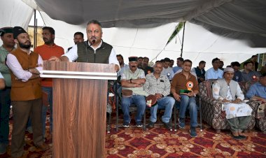 युवाओं को शिक्षा केयुवाओं को शिक्षा के साथ खेलों से जोड़ना प्रदेश सरकार की प्राथमिकता : शिक्षा मंत्री रोहित ठाकुर जोड़ना प्रदेश सरकार की प्राथमिकता : शिक्षा मंत्री रोहित ठाकुर